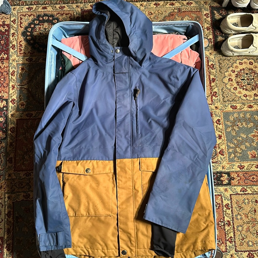 Ski jacket, size large